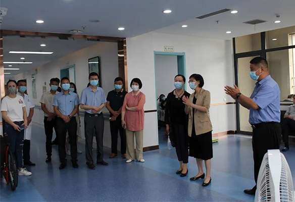 武漢市殘聯(lián)黨組書記、理事長李紅敬等領(lǐng)導(dǎo)到德誠實(shí)地考察調(diào)研