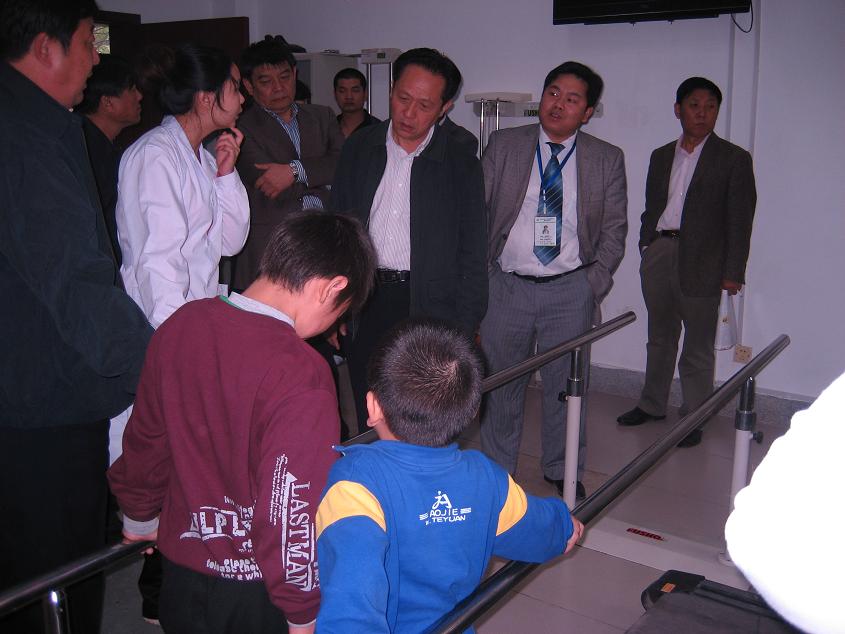 兒童上肢假肢設(shè)計特點